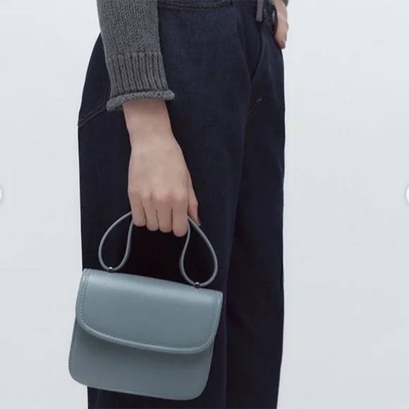 ZARA brand new stunning bag in light blue color - Picture 2 of 11
